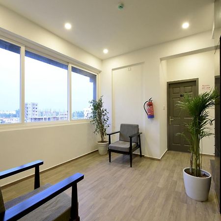 Готель Townhouse Airport Road Yelahanka Екстер'єр фото