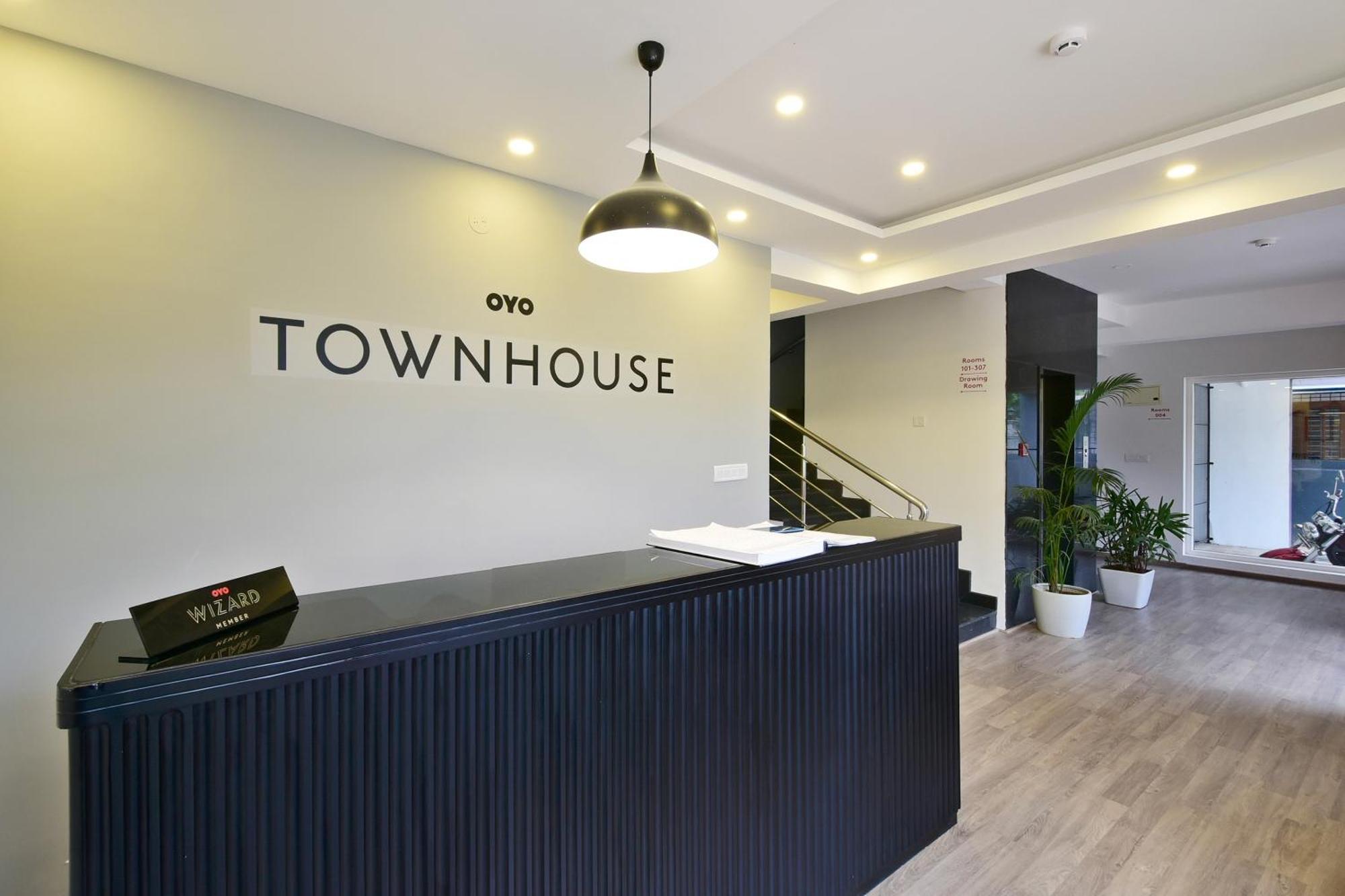Готель Townhouse Airport Road Yelahanka Екстер'єр фото